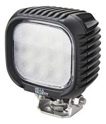 [98357109002] EXPLORADORA DE TRABAJO LED S3000 LED SR CUADRADO - CONECTOR DT CORTO ALCANCE 12V / 48V 31W 3000LM TAMAÑO 123MM X 100MM / 4.84" X 3.93" 6000K IP6K9K / IP6K7 X UND